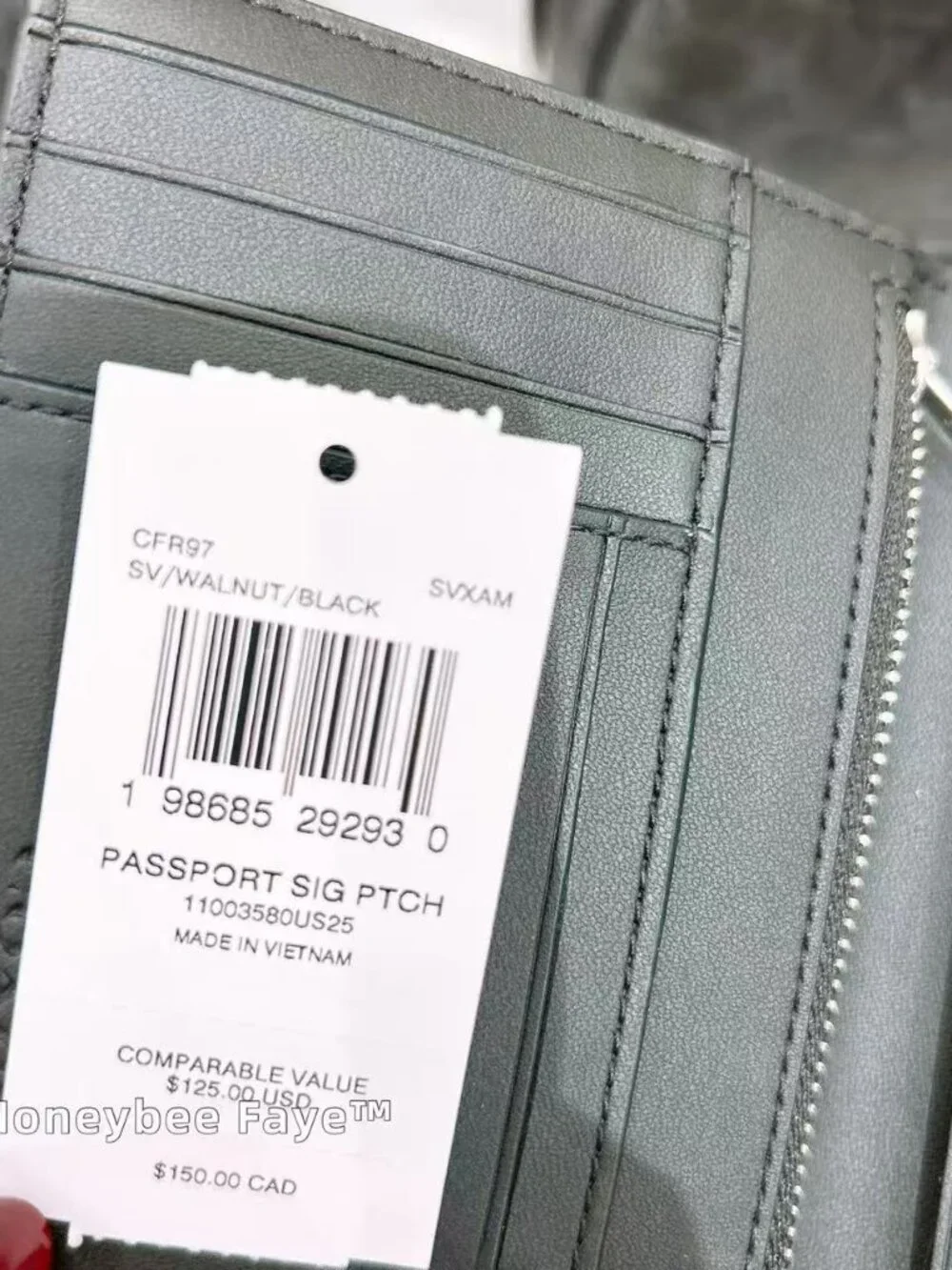 NWT Coach Passport Card Case In Signature Canvas With Patches CFR97